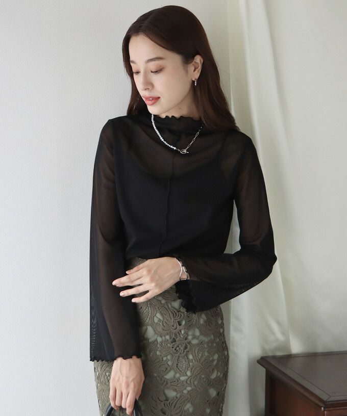 日本 BLUE EAST - 百搭木耳捲邊長袖上衣-白杏