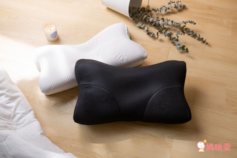 日本 SU-ZI - AS RAKUNA 快眠整體枕 (可調整高度)-黑 (52x29x(4.5~7.5)cm)