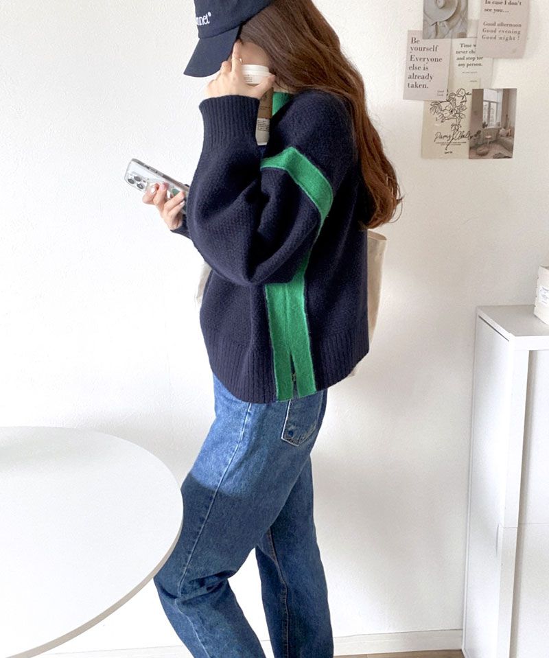 日本 Classical Elf - 撞色拼接寬鬆落肩毛衣-黑x杏