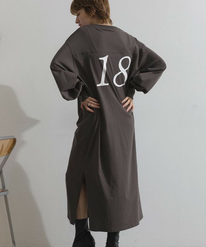 日本 Lupilien - 帥氣老虎印花側開叉長袖洋裝-象牙