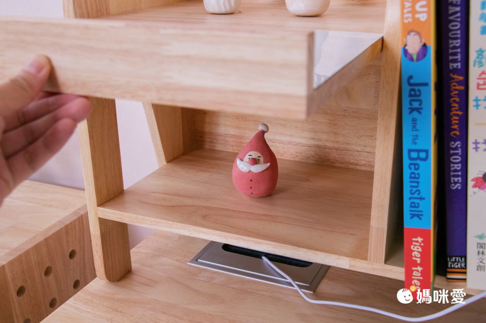 環安傢俱 - 【好好學】成長桌椅組-旗艦組(到府組裝)-(含學習桌+學習椅+創意組合架+書包櫃+側邊延伸櫃，送69*40cm霧透桌墊)-DC-402