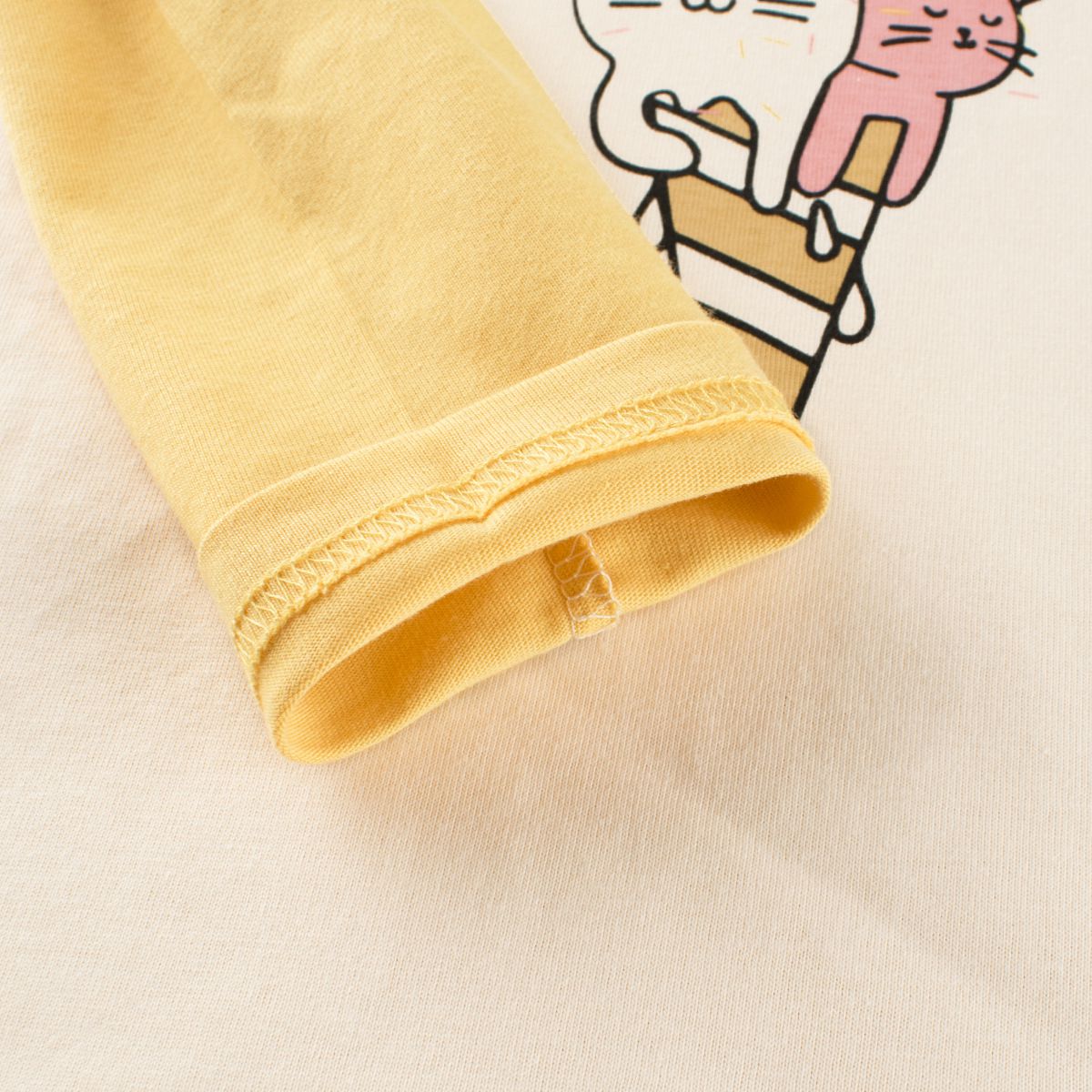 純棉圓領薄長袖上衣-冰淇淋貓貓-杏+黃