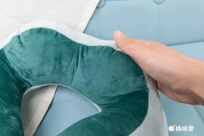 刺繡U型護頸枕(立體款)-貓咪-黃色 (28x28x10cm)