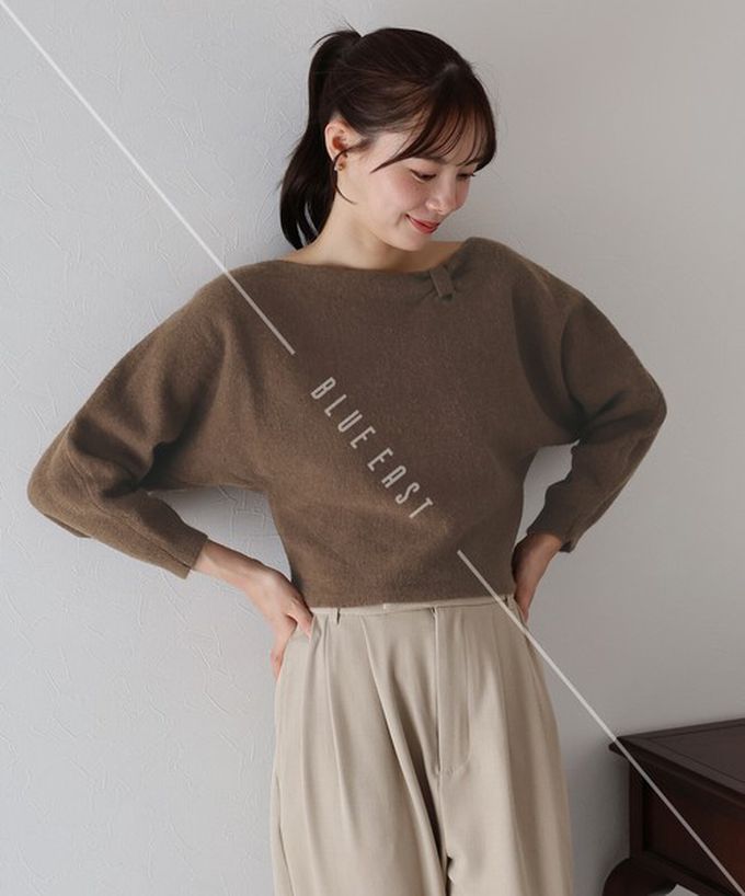 日本 BLUE EAST - 顯瘦曲線領簡潔針織長袖上衣-象牙 (M)