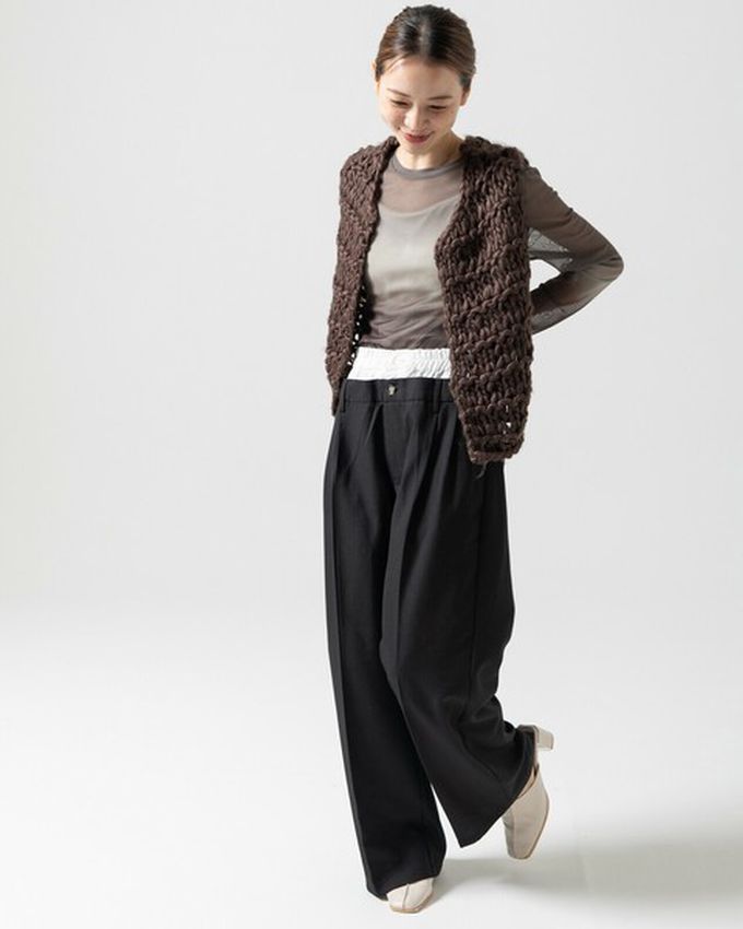 日本 gleam - 唯美漸層透膚圓領長袖上衣-杏x煙燻綠