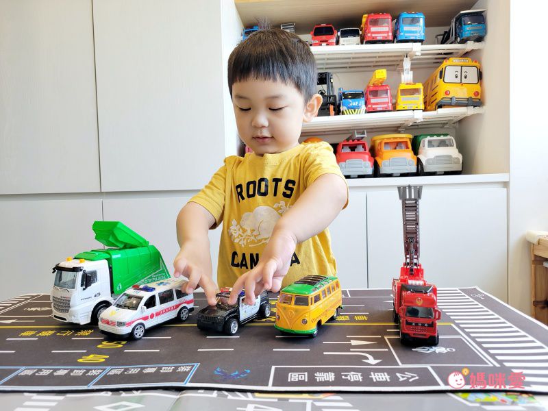 樂彩森林 - 聲光迴力城市守衛隊-救護車