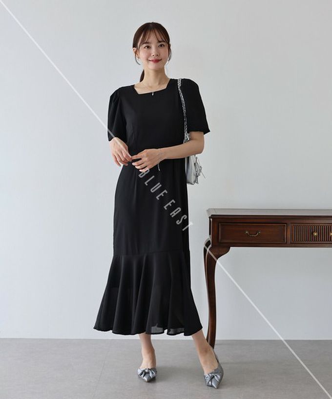 日本 BLUE EAST - 優雅方領後綁帶泡泡袖魚尾洋裝-波點-米白 (M)