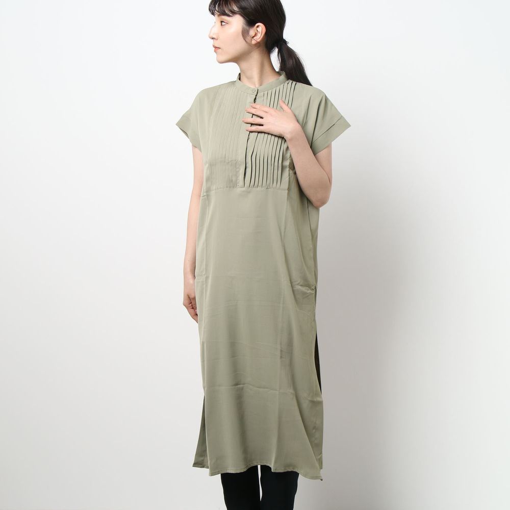日本 Riche Glamour - 胸口小百褶設計一分袖洋裝-墨綠