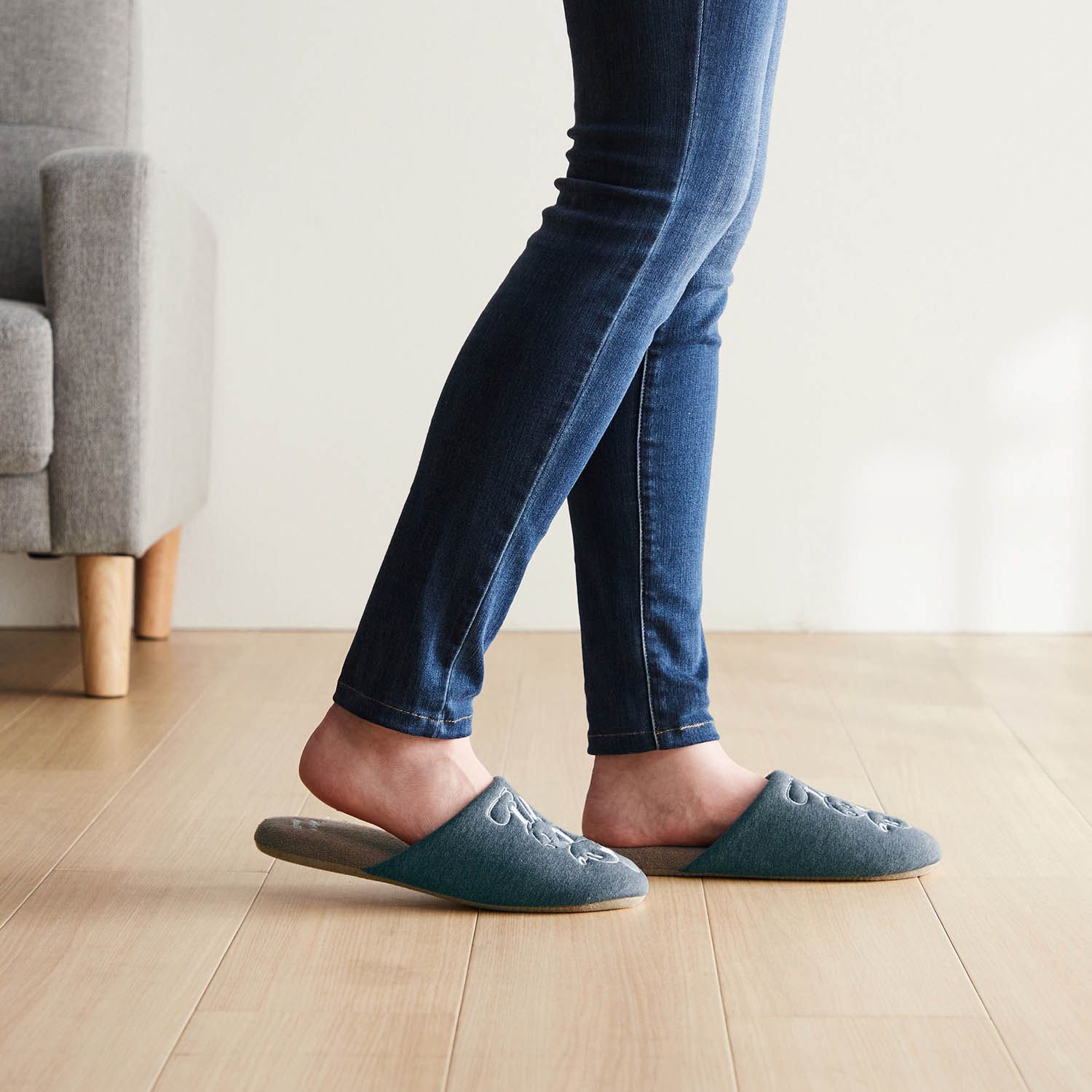 日本千趣會 - 迪士尼室內拖鞋-七矮人-卡其