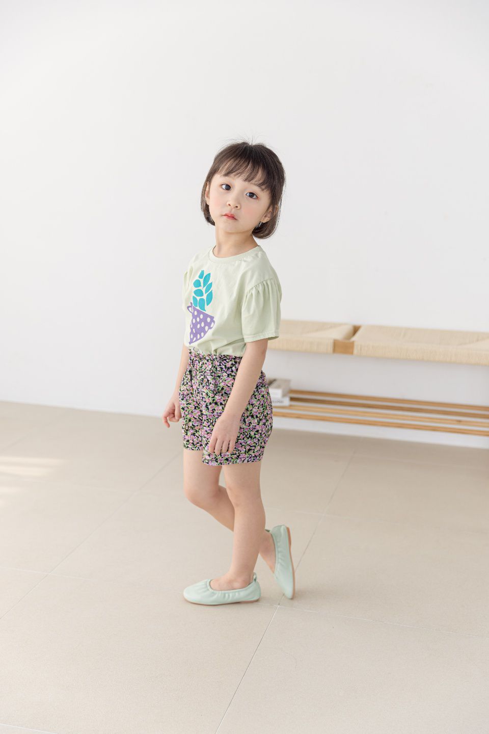 韓國 Orange Mom - 碎花花苞短褲-黑