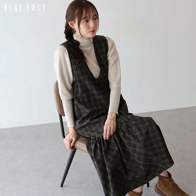 日本 BLUE EAST - 氣質英倫格紋深U領分層背心裙-黑棕系