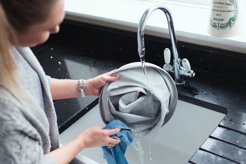 英國 Tidy TOT 餐桌圍兜