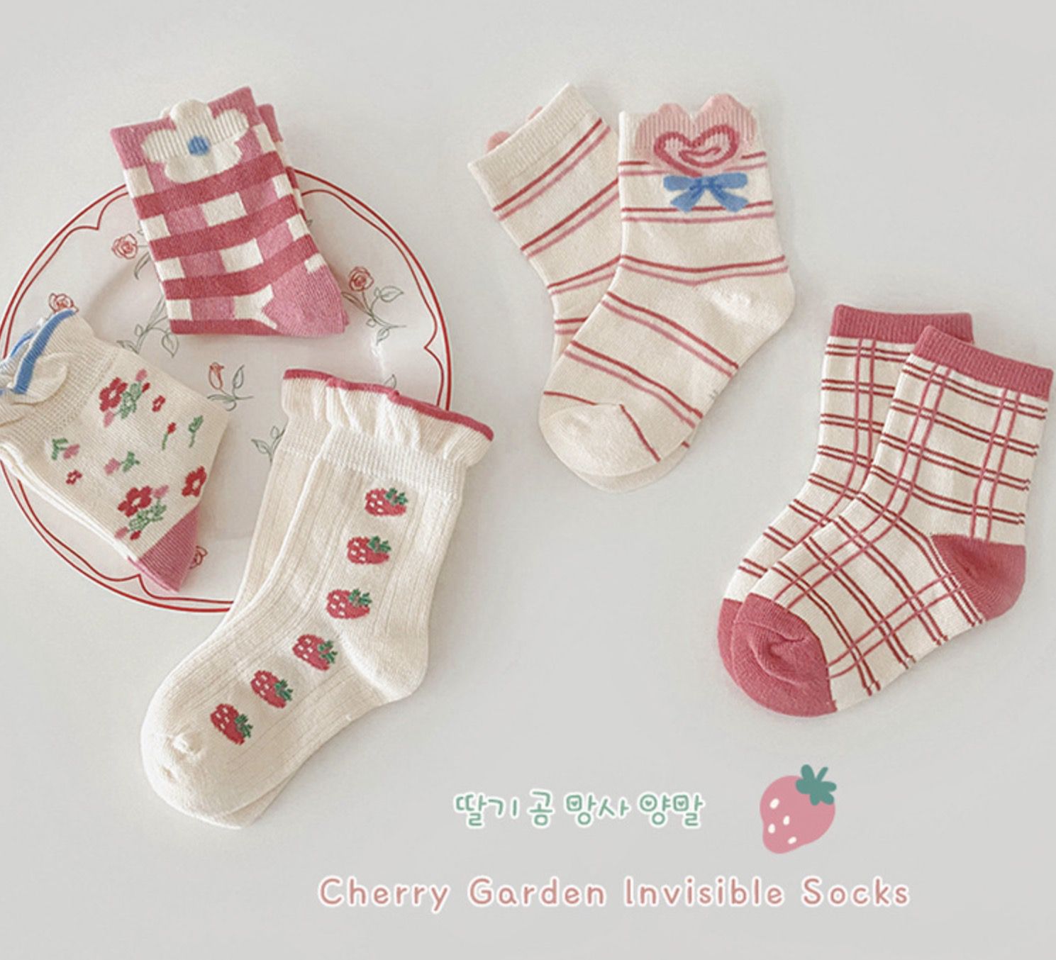 love, charlotte - 甜心草莓泡泡邊短筒棉襪-5 雙一組