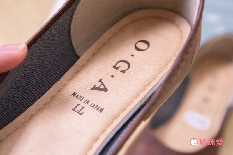 日本女裝代購 - 日本製 仿皮尖頭柔軟休閒平底包鞋-橡米