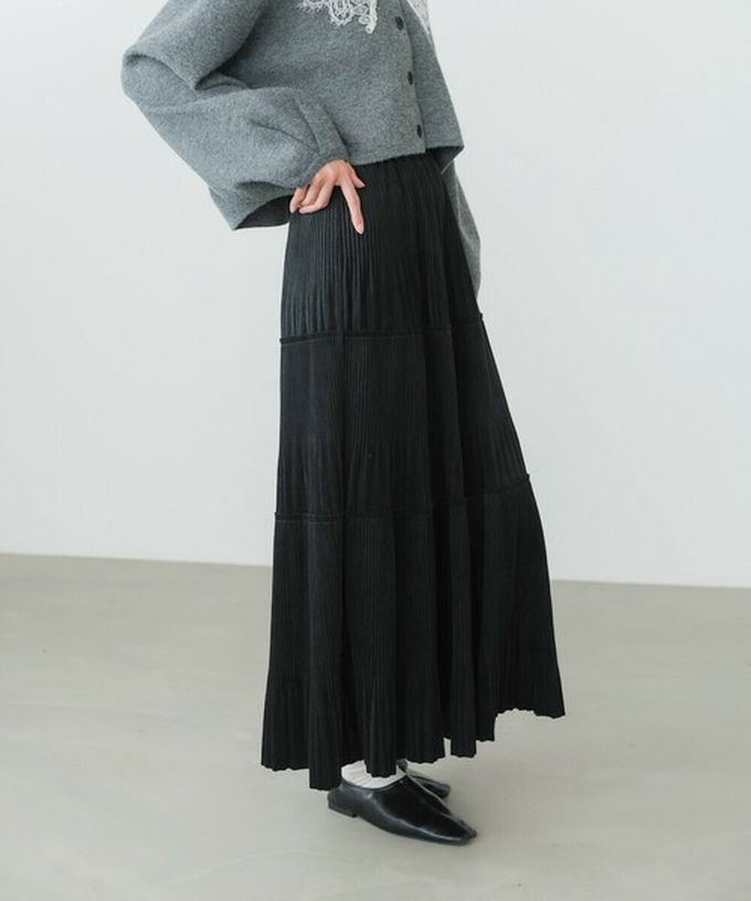 日本 Bab - 飄逸感絲滑絨面細摺長裙-象牙米