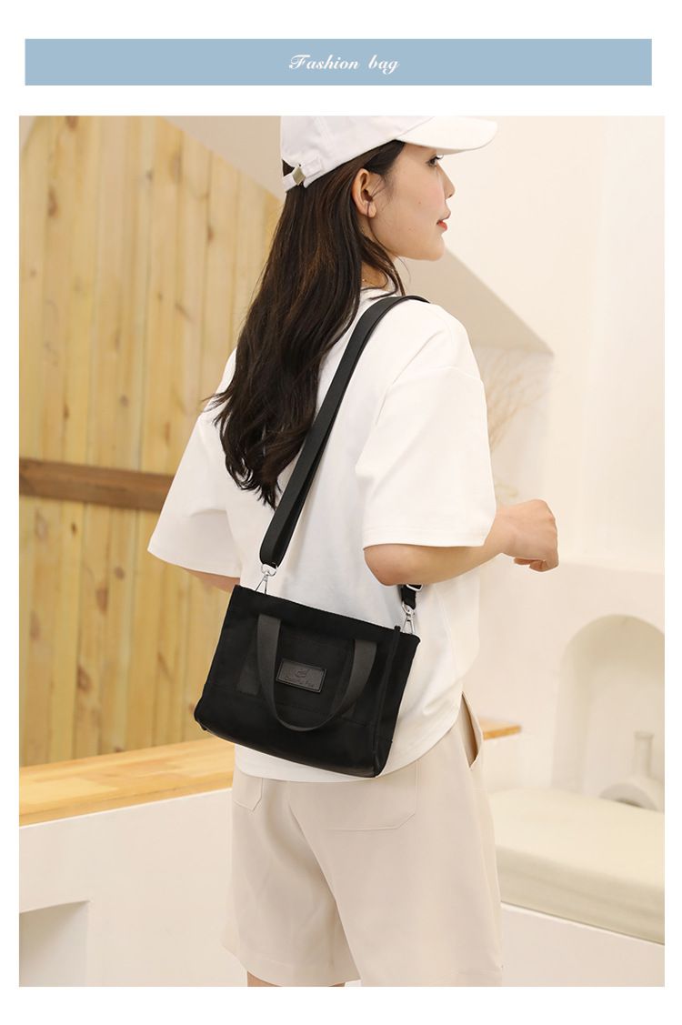 防潑水單肩/斜背小包-黑色 (17x20x12cm)