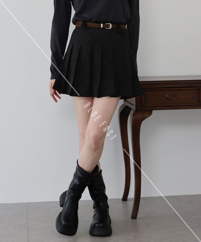 日本 BLUE EAST - 時髦麂皮百褶迷你短裙(附皮帶)-咖啡