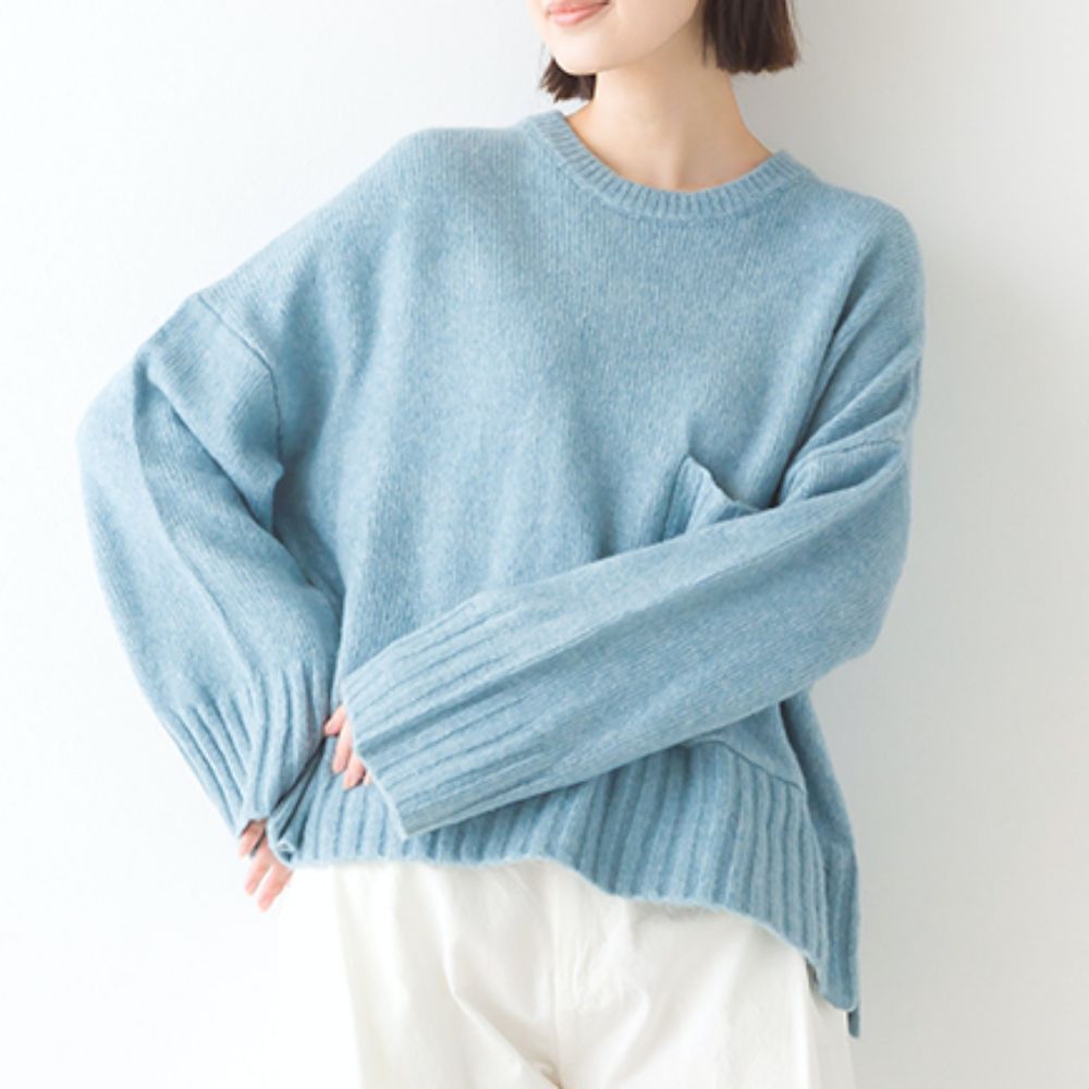 日本 OMNES - 羊毛混紡慵懶感針織毛衣-天空藍
