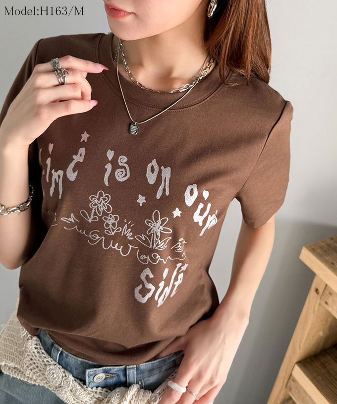 日本 Classical Elf - mily bilet 燙銀俏麗印花短袖上衣-象牙白