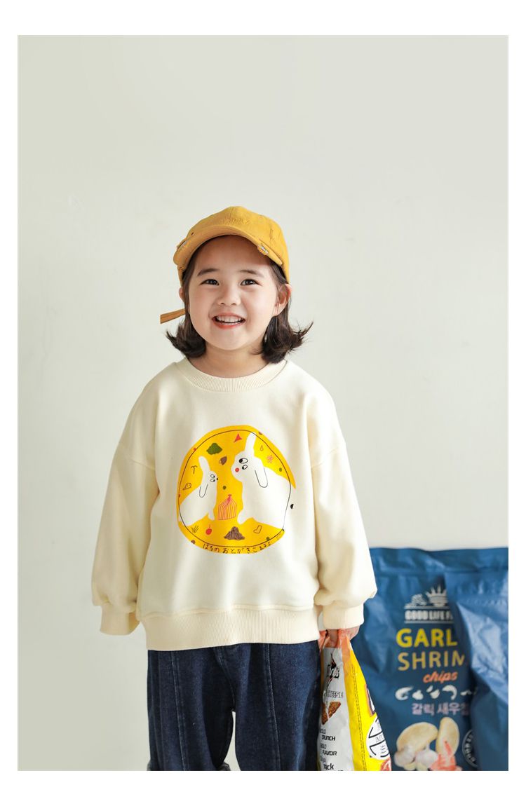 休閒印花圓領長袖上衣-塗鴉插畫-杏色