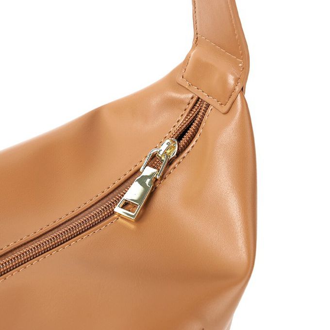 日本 LIZDAYS - 柔滑簡約休閒單肩側背包-煙燻粉 (23x28cm(開口處37.5cm))