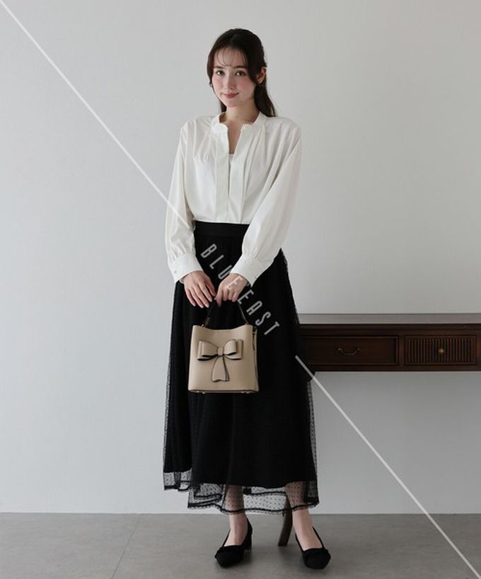 日本 BLUE EAST - 2way領知性整潔感打褶長袖上衣-珍珠袖扣-白