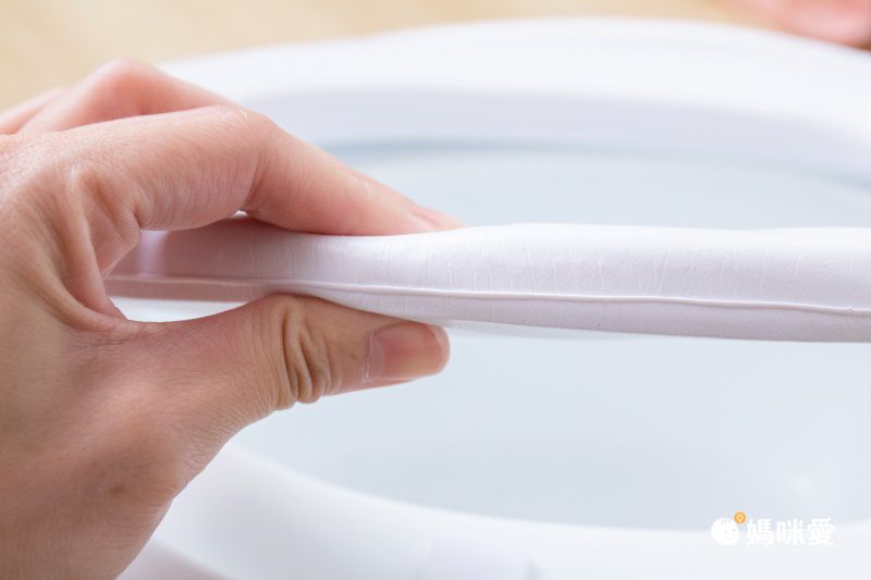 軟坐墊學習馬桶【韓國 THE MOTHER】舒適親膚戒尿布！