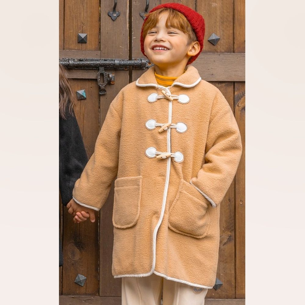 泰迪絨牛角釦長版大衣外套-奶茶