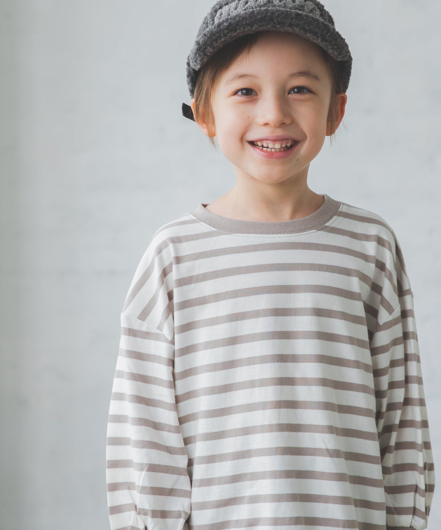 日本 PAIRMANON - 純棉落肩圓領條紋薄長袖上衣-孩子-黑x白