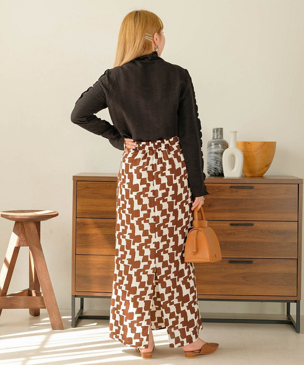 日本 Bab - 質感皺縮木耳領長袖上衣-酪梨綠