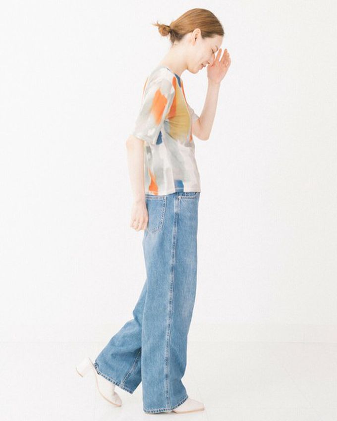 日本 gleam - 水彩暈染風透膚薄紗短袖上衣-深藍系