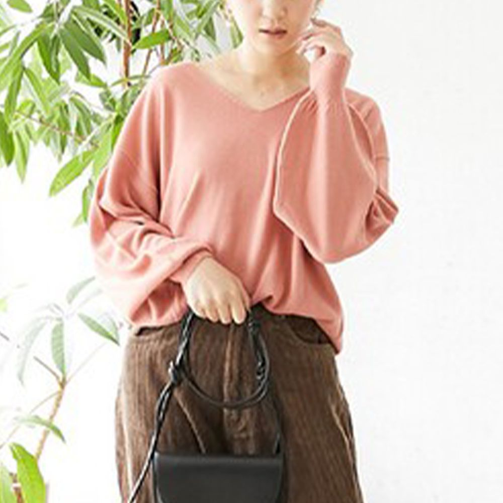 日本女裝代購 - 超柔軟薄款V領針織上衣 (蜜桃)