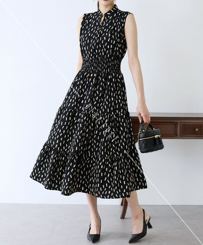 日本 BLUE EAST - 接觸冷感 縮腰顯瘦立領無袖洋裝-花朵-海軍藍 (M)