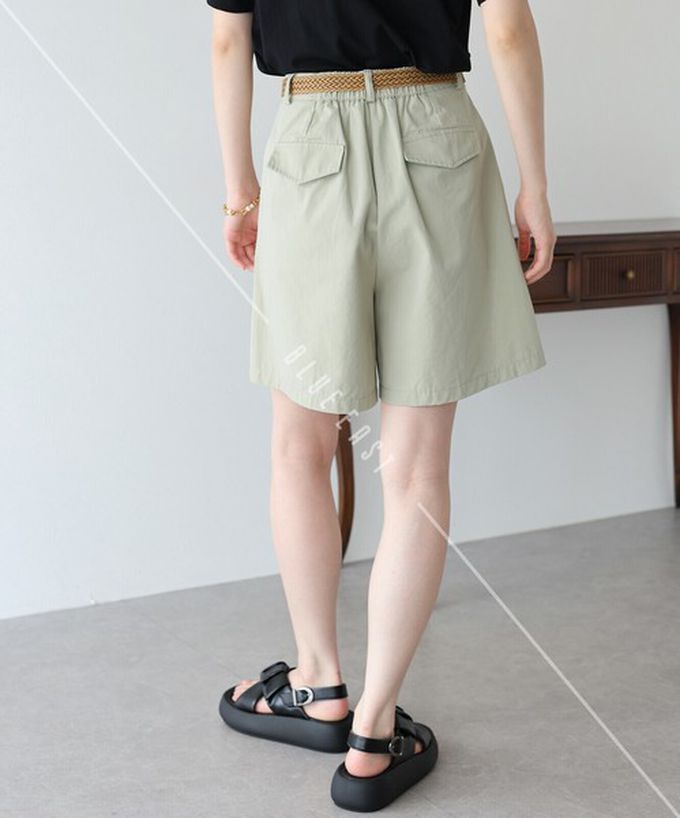 日本 BLUE EAST - 海軍風打褶休閒短褲(附腰帶)-海軍藍