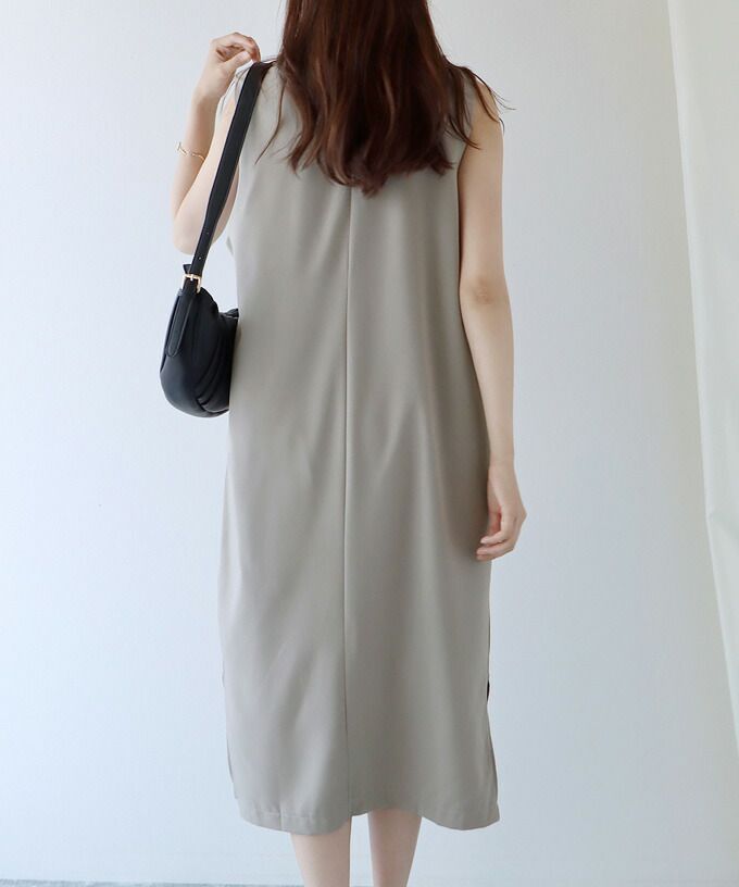 日本 BLUE EAST - 2WAY率性簡約V領連身洋裝/背心裙-黑