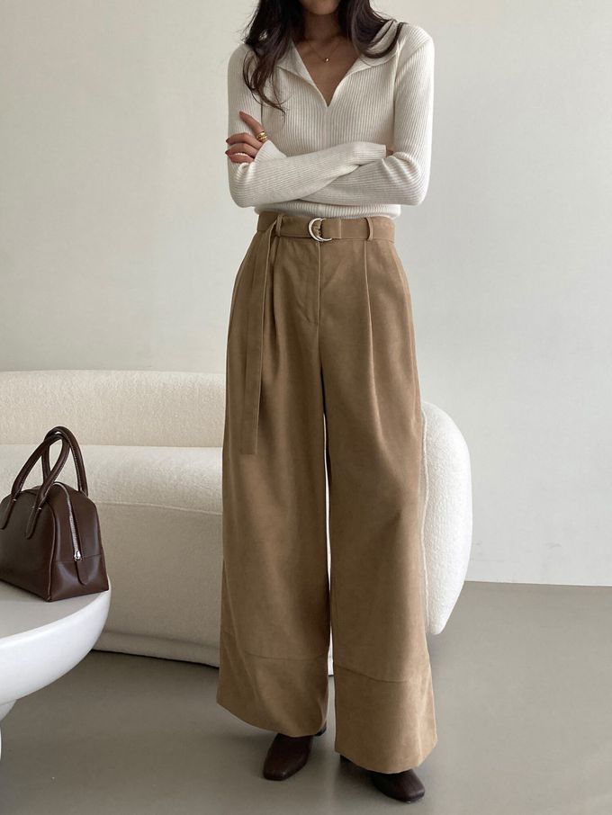 韓國女裝連線 - 浪漫開衩領羊毛針織上衣-燕麥杏 (FREE)