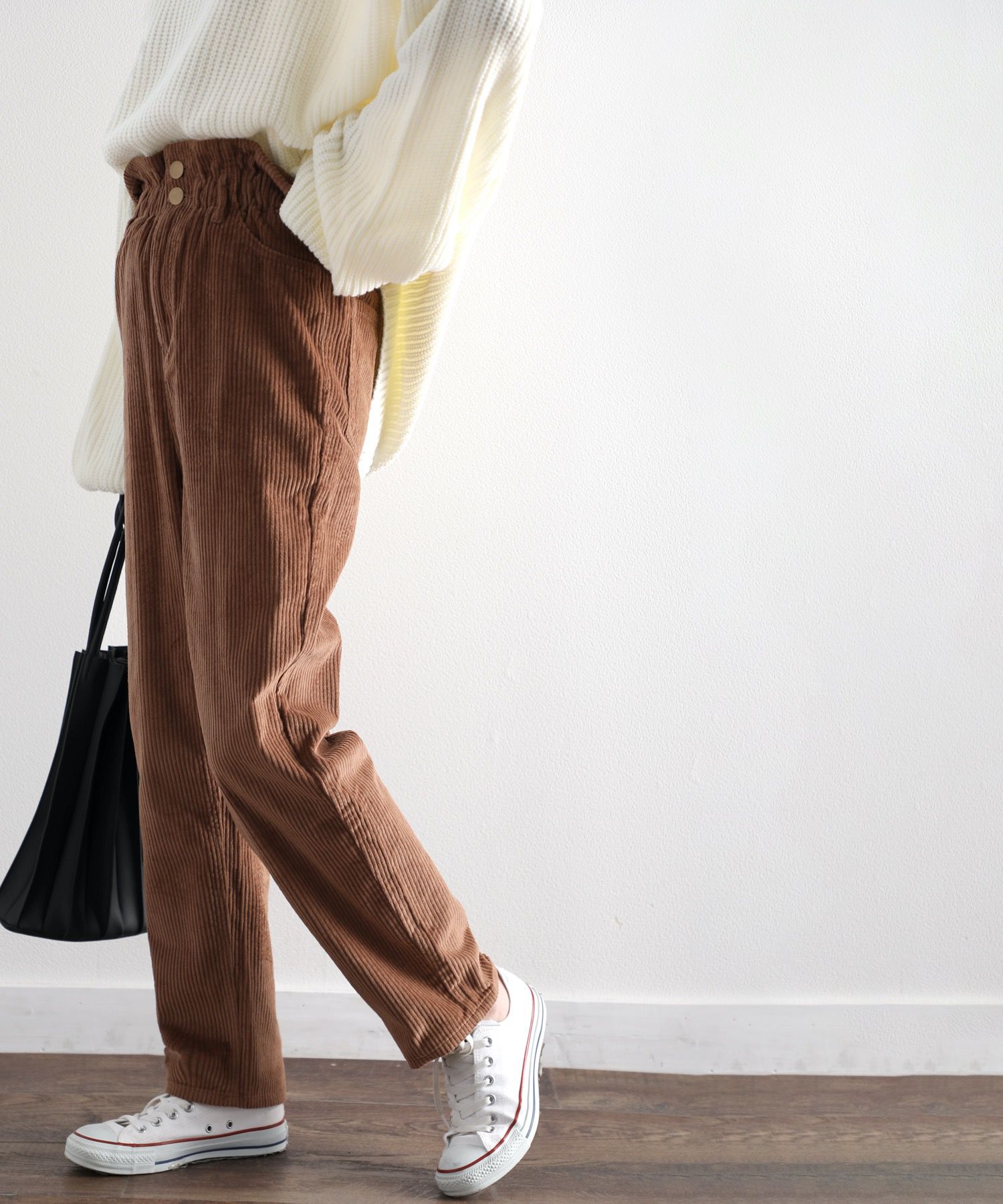 日本 ELENCARE DUE - 糖果抓皺鬆緊燈芯絨長褲-黑