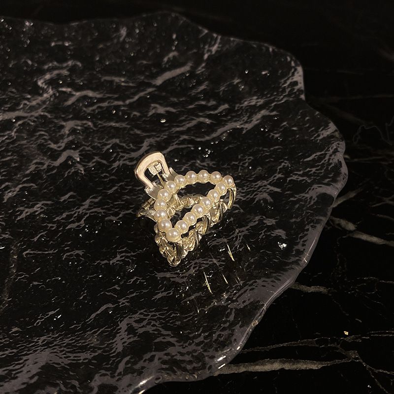 質感珍珠造型小爪夾-小半圓