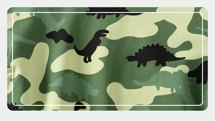 WELLKIDS - 假兩件圓領休閒百搭長袖上衣/大學T-迷彩恐龍-軍綠色