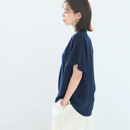 日本 BELLUNA - 雪紡小V領剪裁波浪短袖上衣-粉杏