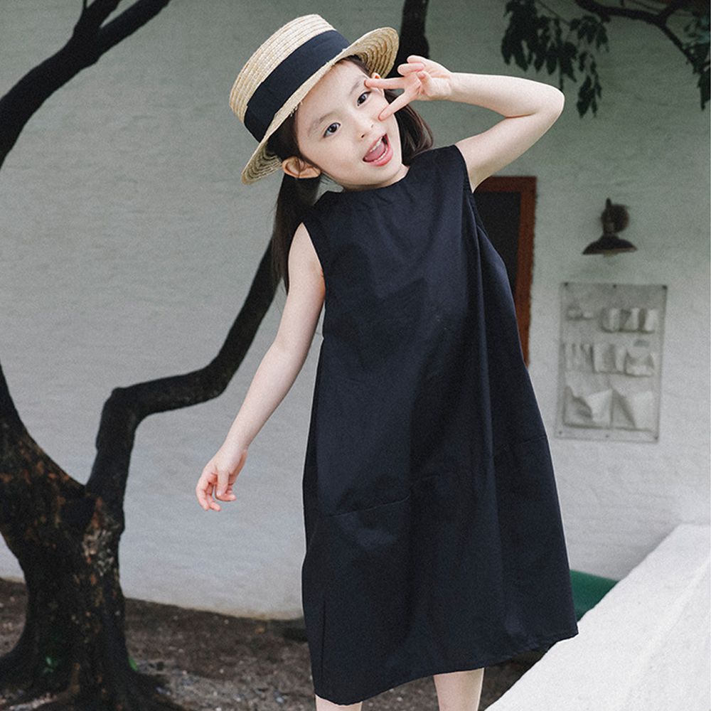 純棉山系簡約無袖洋裝-黑色