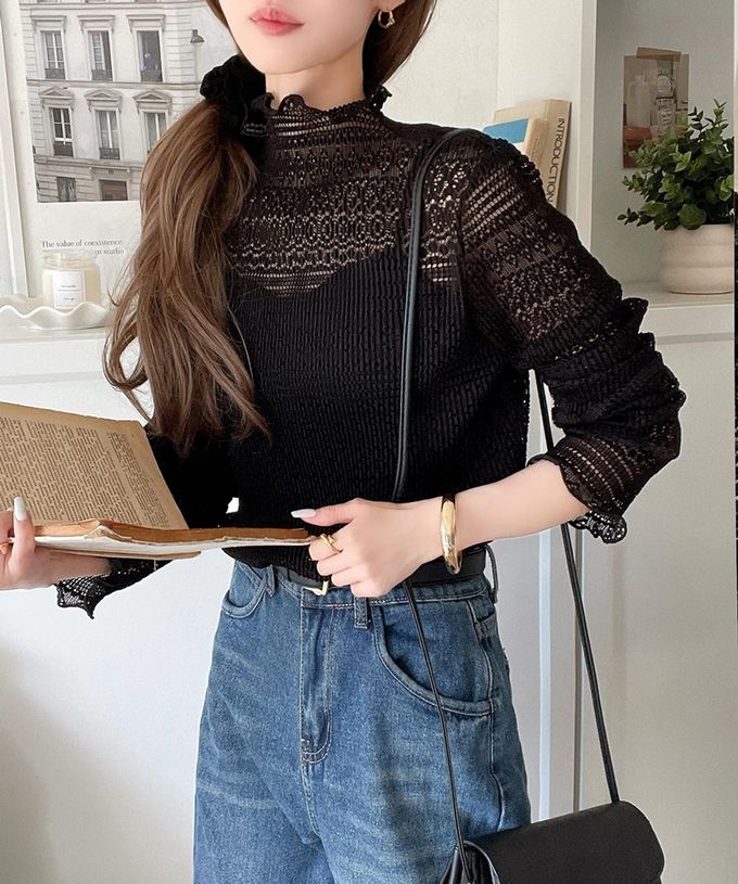 日本 Classical Elf - 鏤空蕾絲木耳邊小高領長袖上衣-白