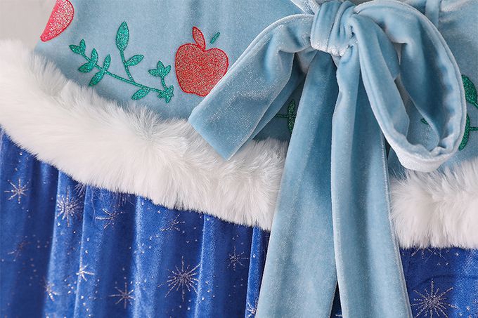 冰雪女王保暖印花斗篷-藍色