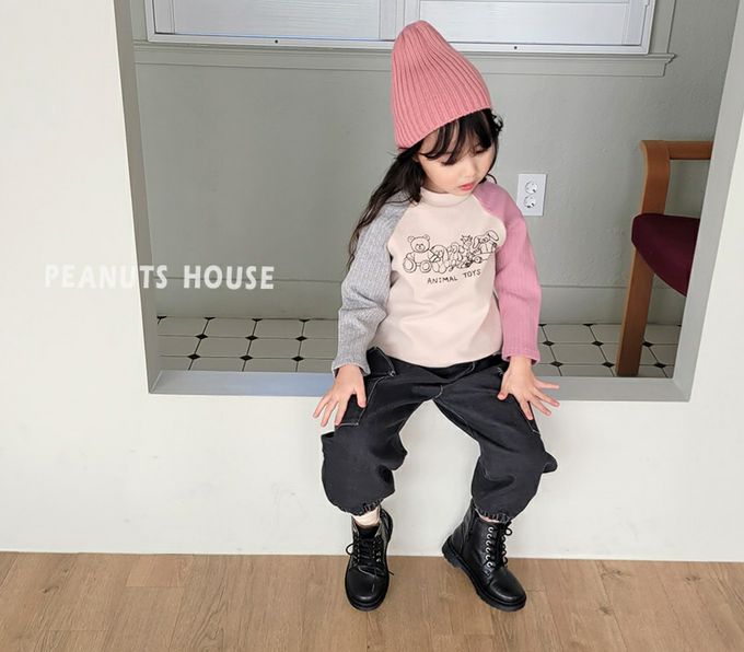 韓國 Peanuts House - 動物玩具印拉絨長袖上衣-灰咖X綠