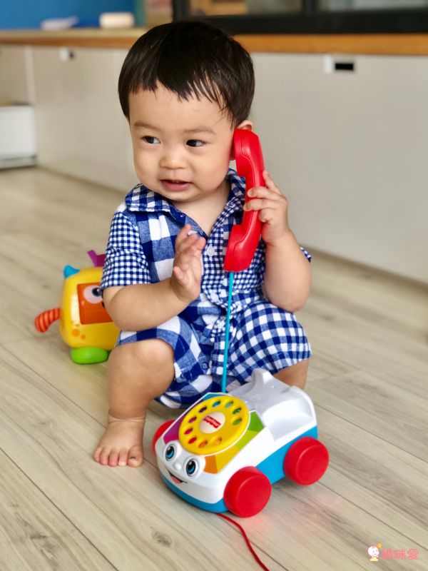 美國Fisher-Price 費雪 - 費雪經典可愛電話