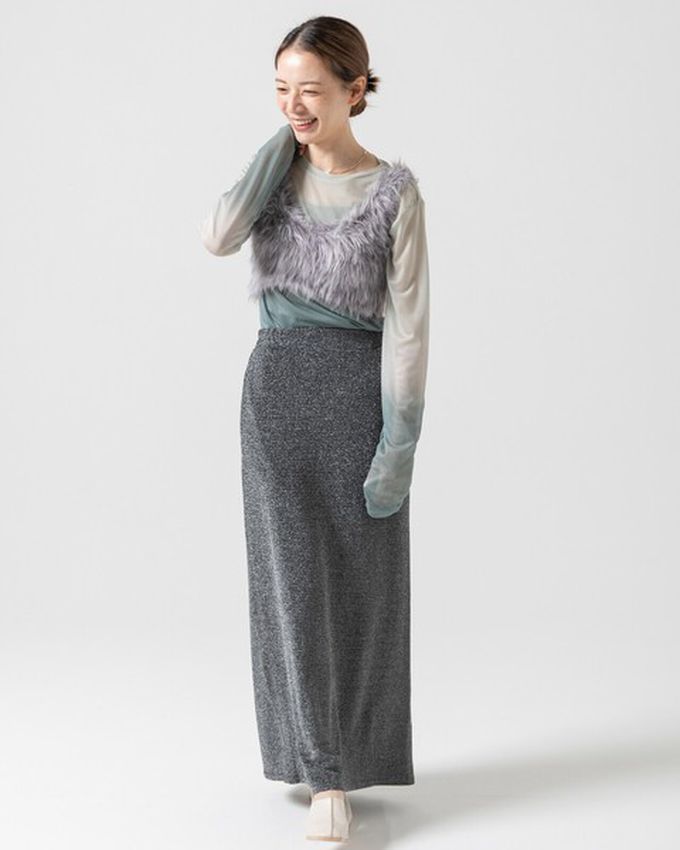 日本 gleam - 唯美漸層透膚圓領長袖上衣-摩卡x灰