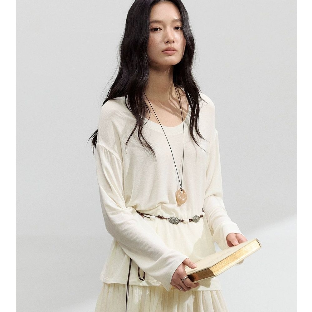 雲感天絲混亞麻U領寬鬆長袖上衣-奶白 (F)