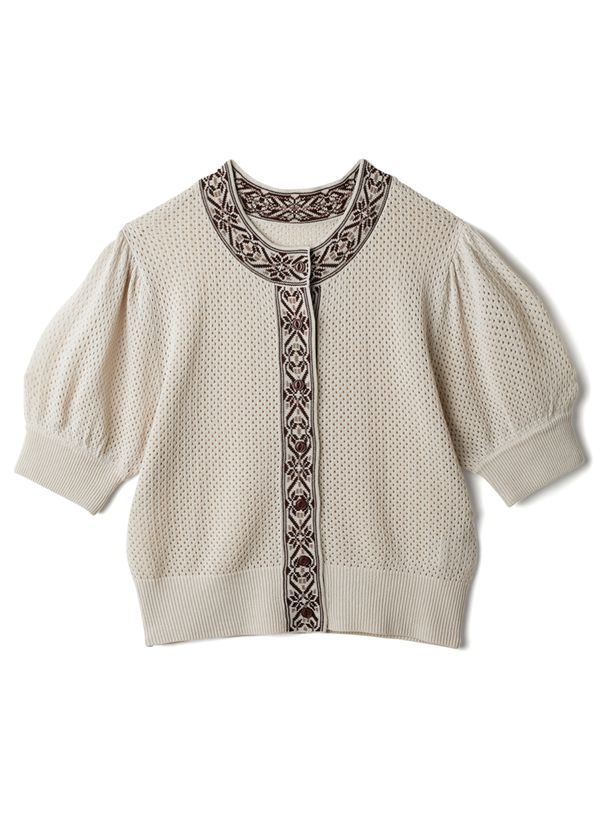 日本 GRL - 民族風圖騰雕花圓領短袖上衣-淺灰米