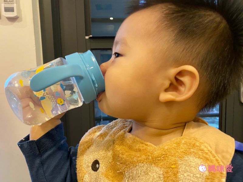 【日本 Richell】三階段學習水杯！隨月齡✖️季節搭配使用