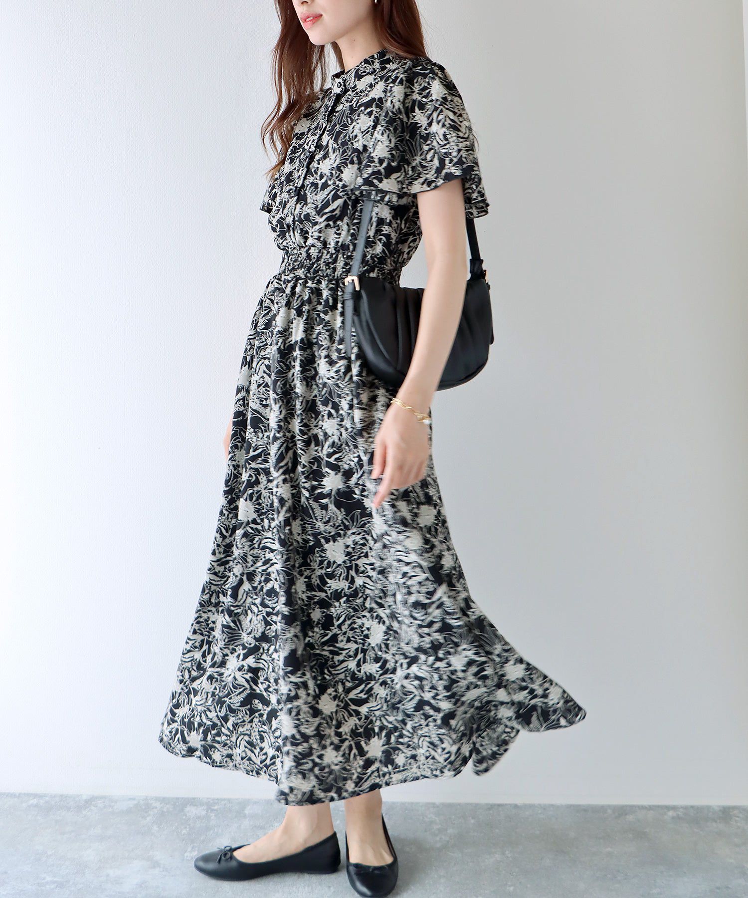 日本 BLUE EAST - 浪漫時光碎花雪紡短袖洋裝-寧靜花園-淺粉紫